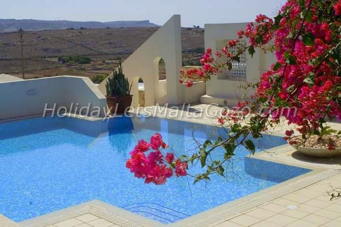 Holiday Let Malta Mgarr Villa/Farmhouse with Pool farmhouse tal-magna