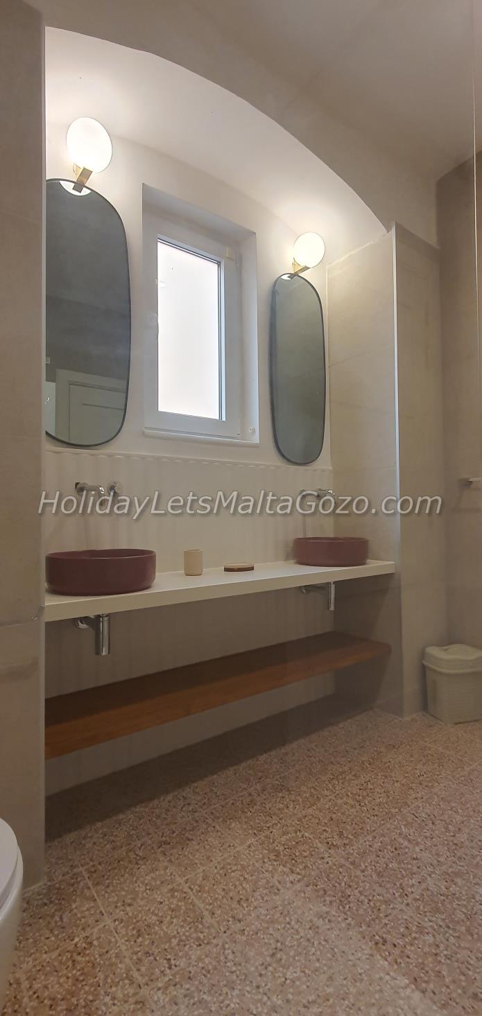 Holiday Let Malta Valletta Apartment capital central suites no3 - cikka