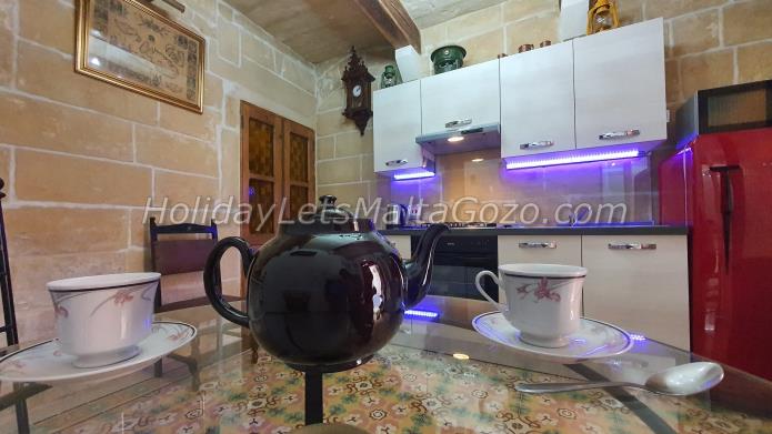 Holiday Let Malta Valletta Apartment st. john suite